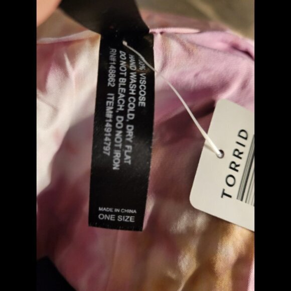 2 for $20 Torrid (NEW) Pink Tie Dye Cardigan - Picture 9 of 9